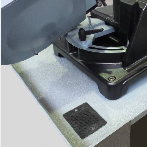 close-up_serbatoio_-_copie Scie à ruban Femi 1750XL